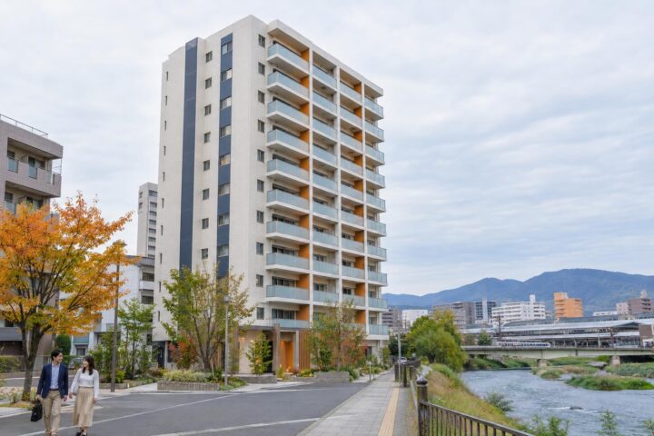 盛岡駅前の中古マンション（3LDK・8階）の外観